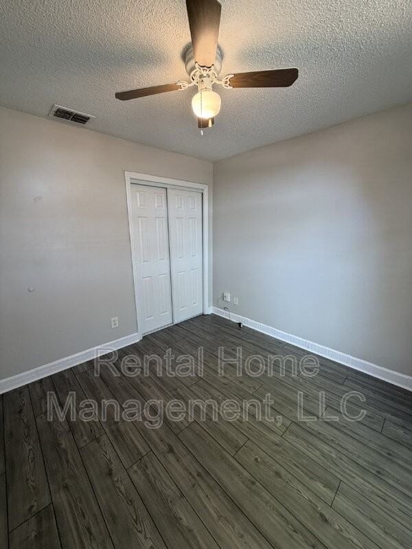 2700 Birmingham Blvd - Photo 2 of 13
