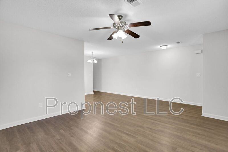 866 Barrington Woods Cv - Photo 5 of 32