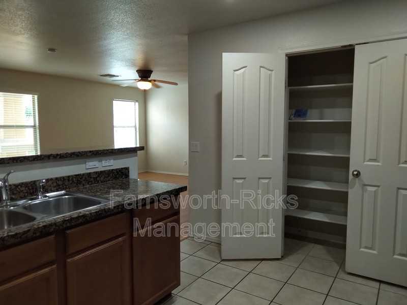 3890 E Jasper Dr - Photo 5 of 17