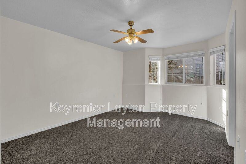 490 Eastsouth #B16 - Photo 7 of 26