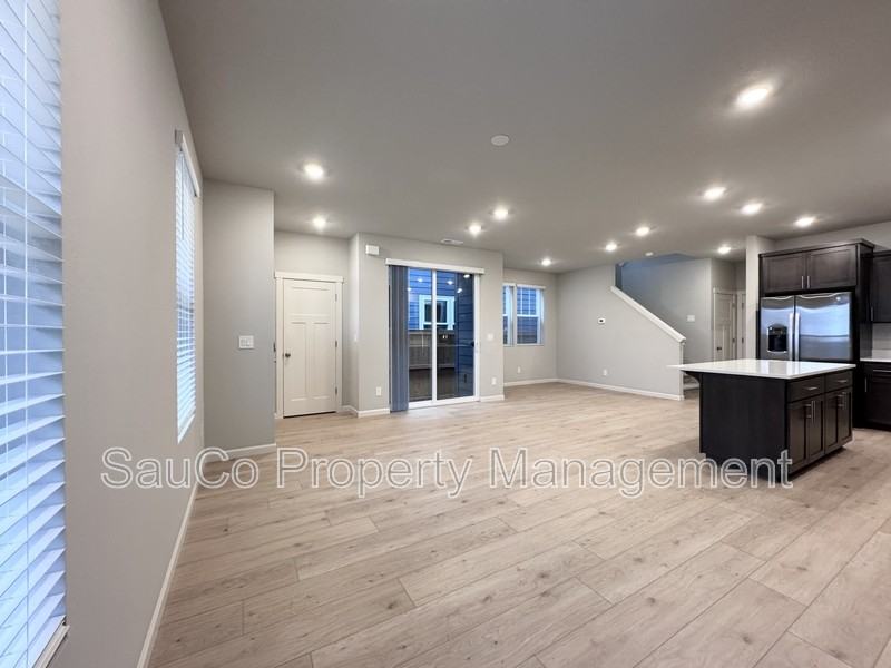 8309 Se Crescent Dr - Photo 7 of 32