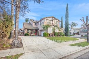 featured image of 812 Shasta Daisy Dr