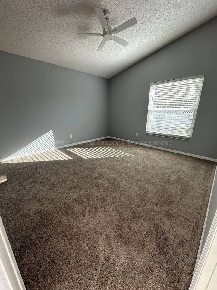 13652 Glasser Ave - Photo 3 of 10