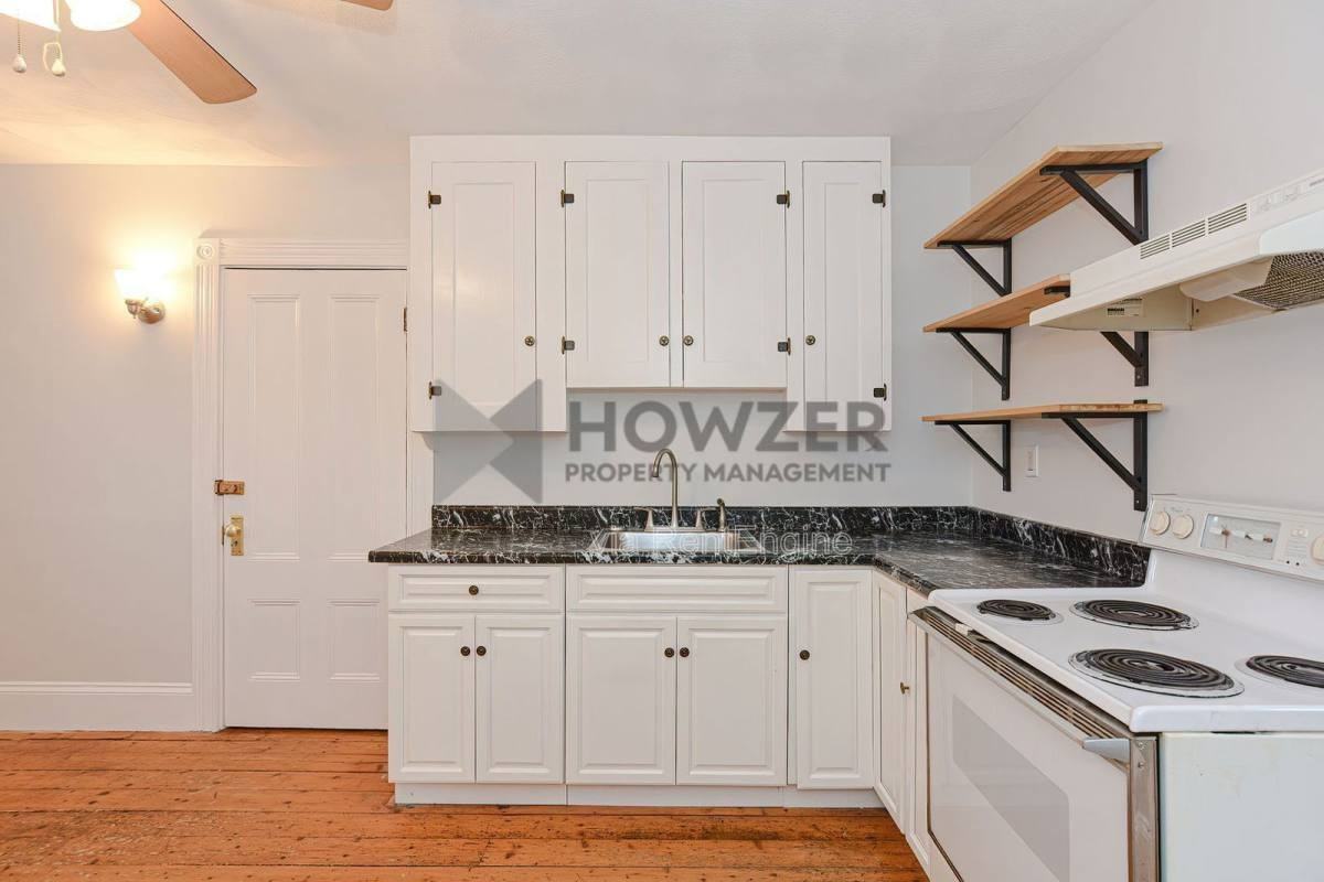 27 Hayward St #3 - Photo 2 of 10