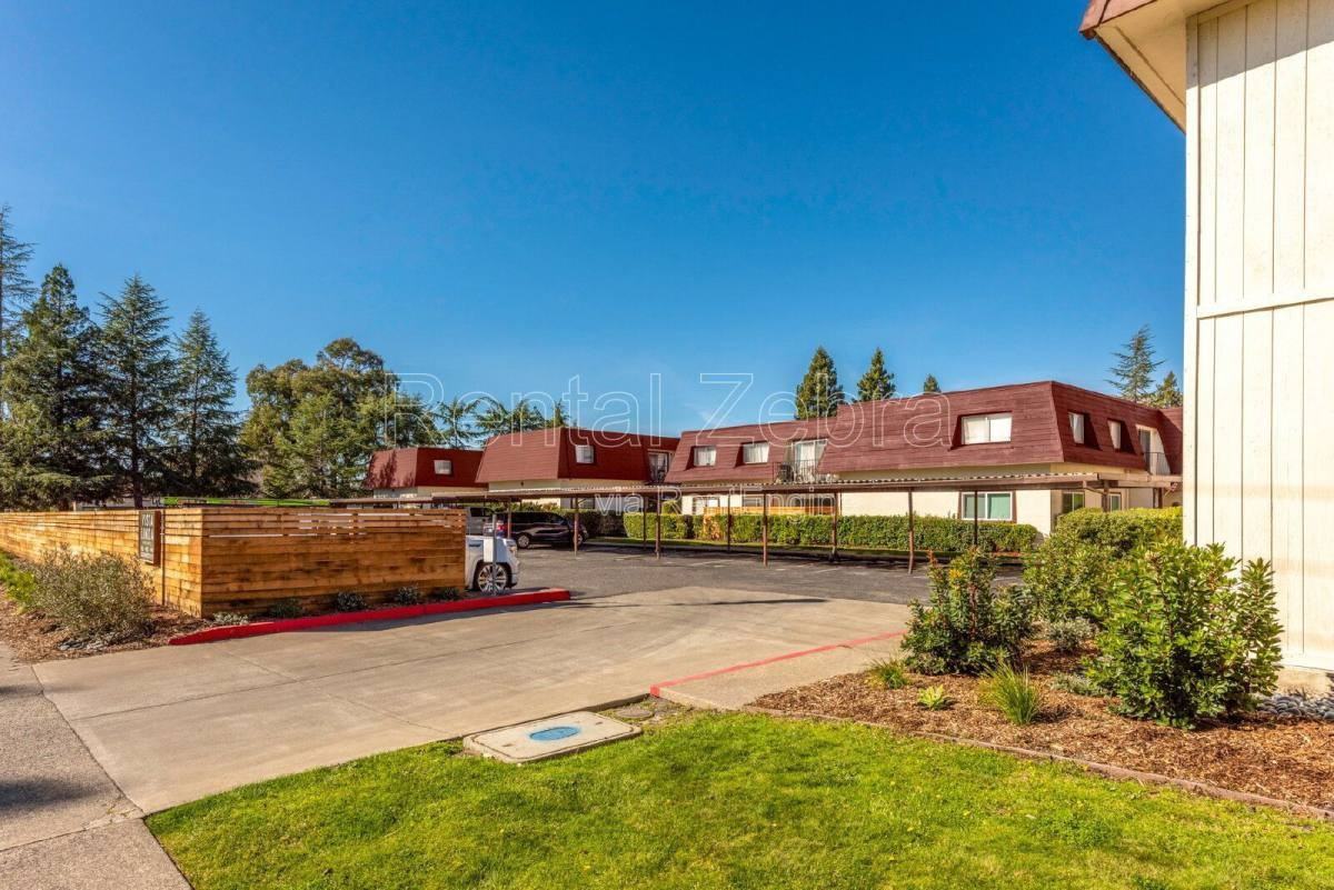 1400 SW Blvd N - Photo 3 of 10