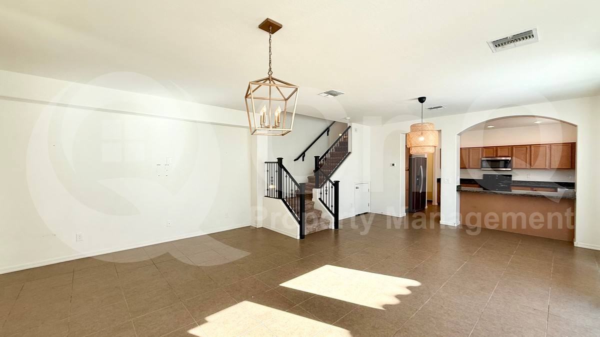 3443 W Hayduk Rd - Photo 6 of 10