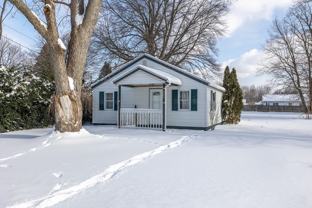 988 Oakwood Blvd - Photo 1 of 1