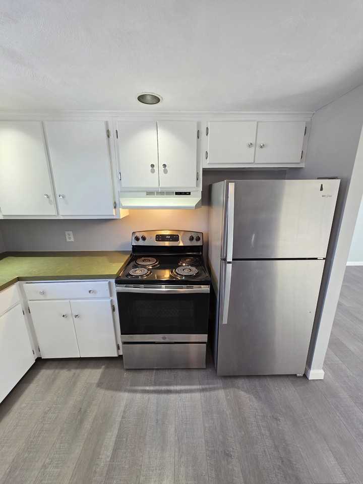 73-75 Newell St - Photo 4 of 11