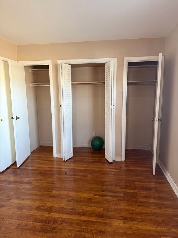 671 Bauer St - Photo 2 of 5