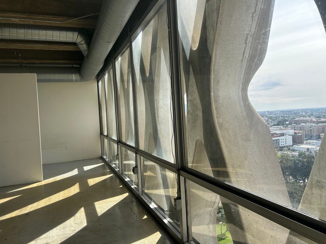 2404 Wilshire Blvd ##12c - Photo 7 of 8