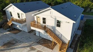 1136 W Fronton St - Photo 1 of 1