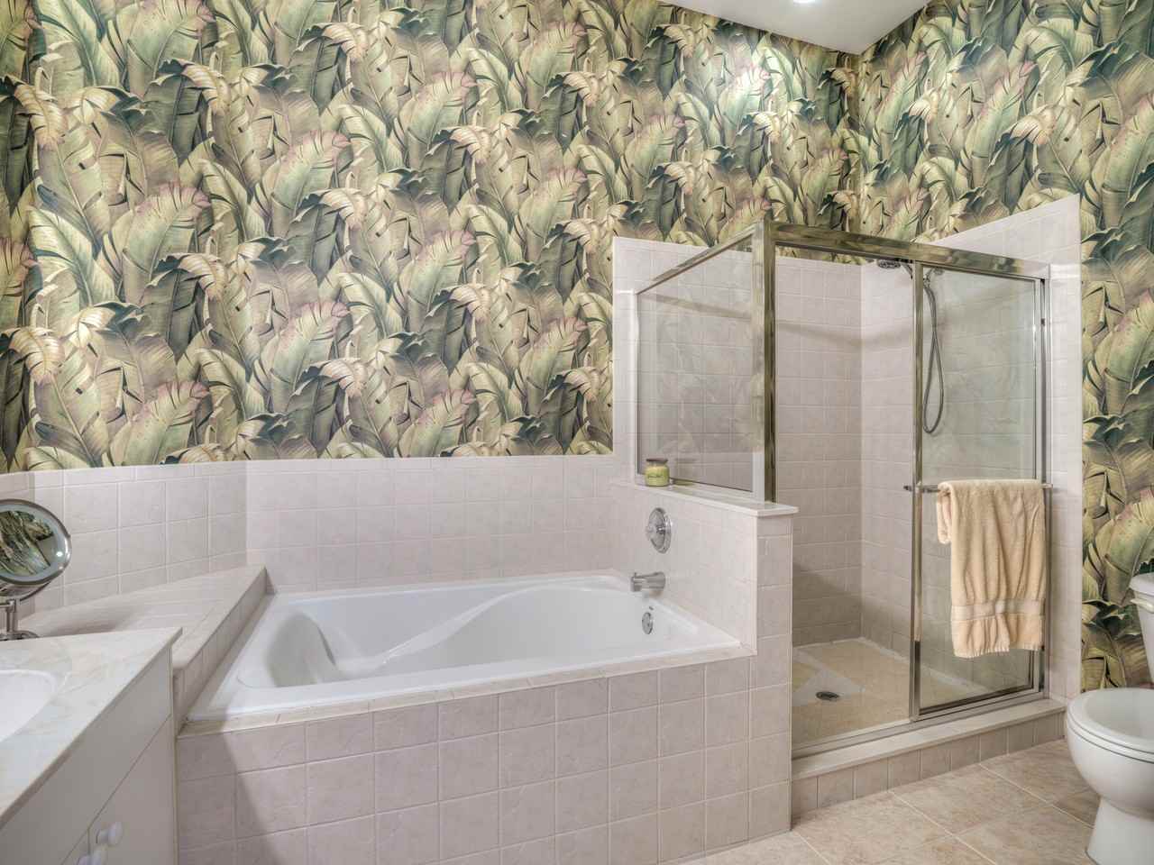 3120 Oasis Blvd #202