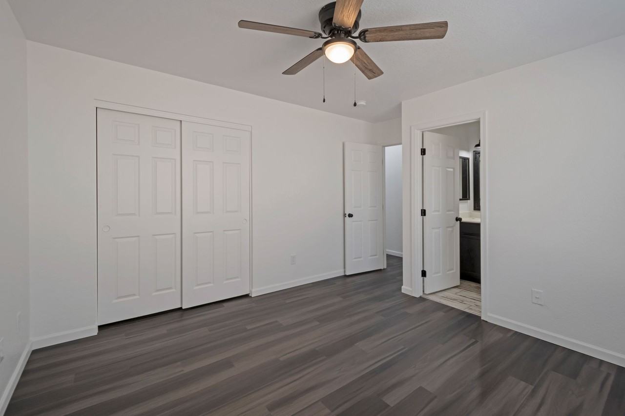 3502 S Chaparral Rd - Photo 5 of 15