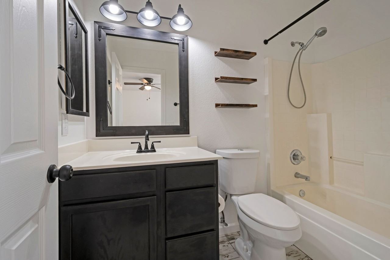 3502 S Chaparral Rd - Photo 6 of 15