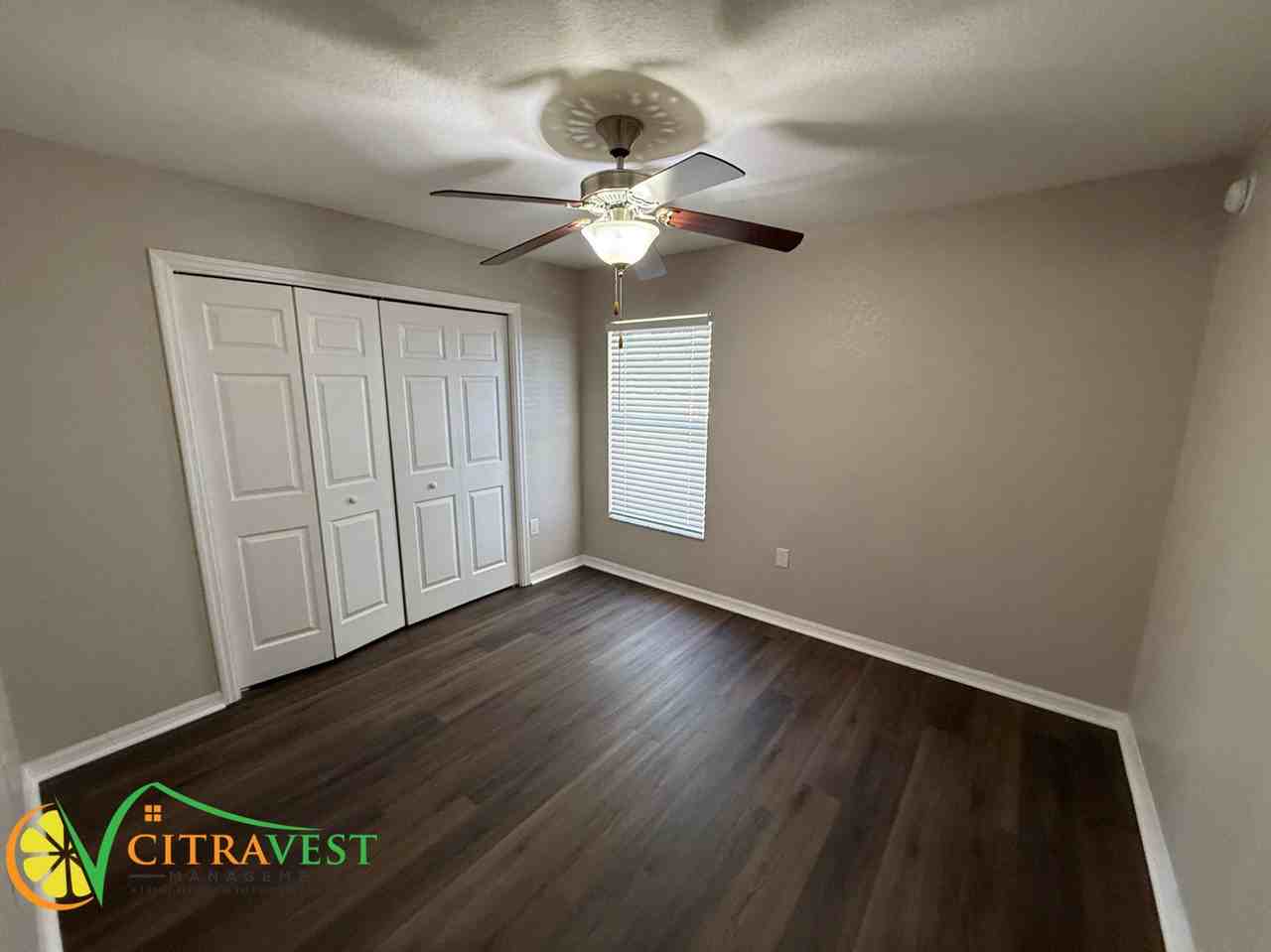 6502 Crescent Loop - Photo 5 of 11