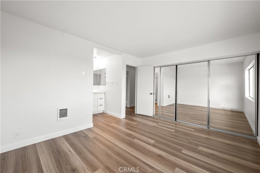 4505 California Ave #508 - Photo 2 of 18