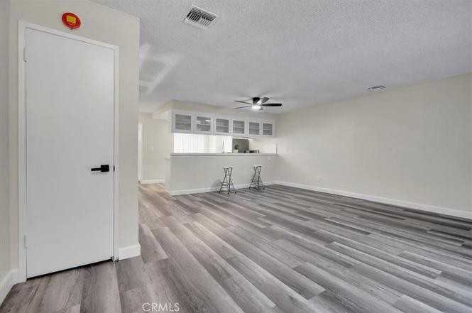 1214 S Alma St #4 - Photo 3 of 10