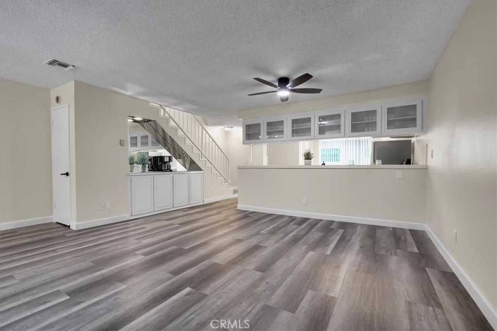 1214 S Alma St #4 - Photo 6 of 10