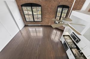 featured image of 1 Aberdeen Way #227