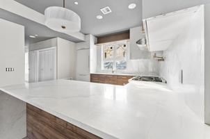 featured image of 1 Cedar St #5