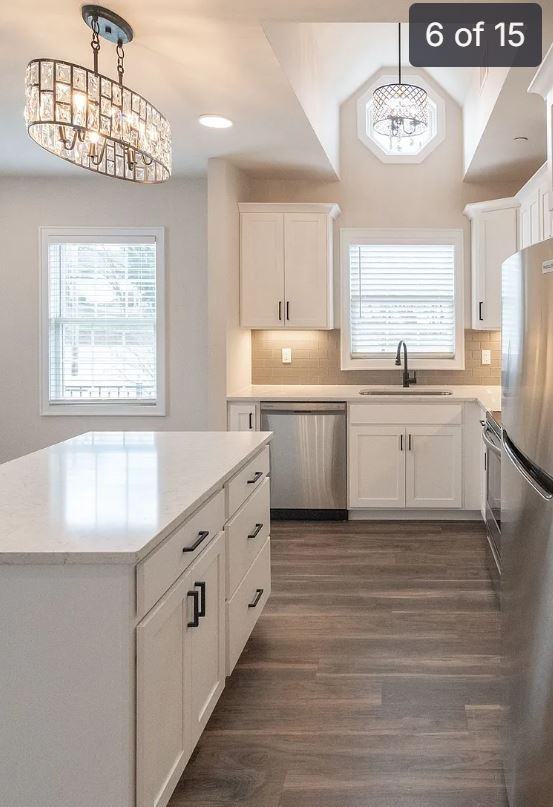 1090 New York Ave - Photo 7 of 12