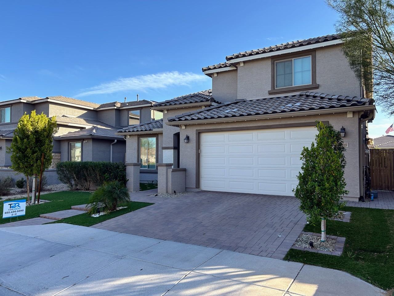 8909 W Missouri Ave - Photo 3 of 50