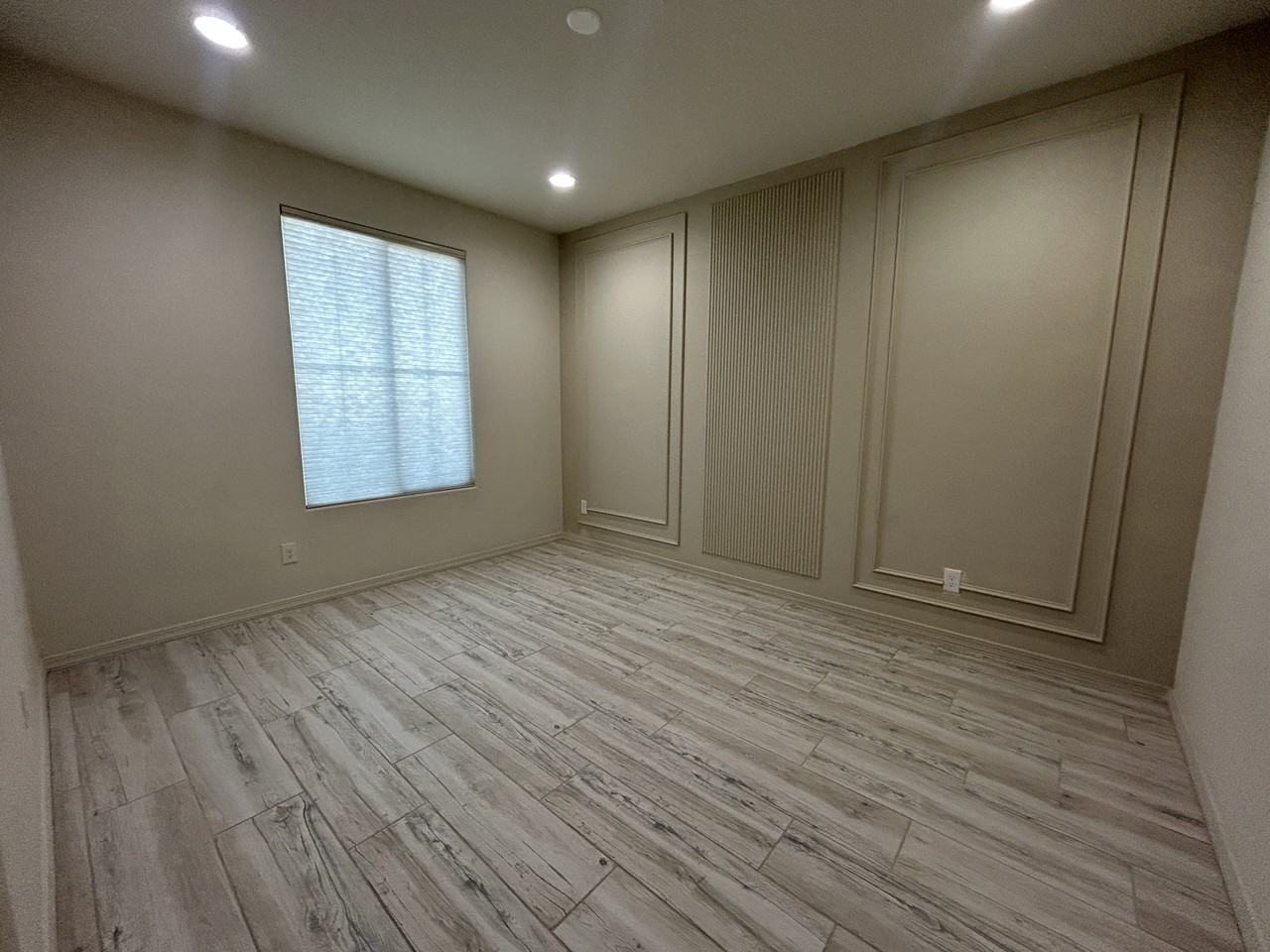 8909 W Missouri Ave - Photo 6 of 50