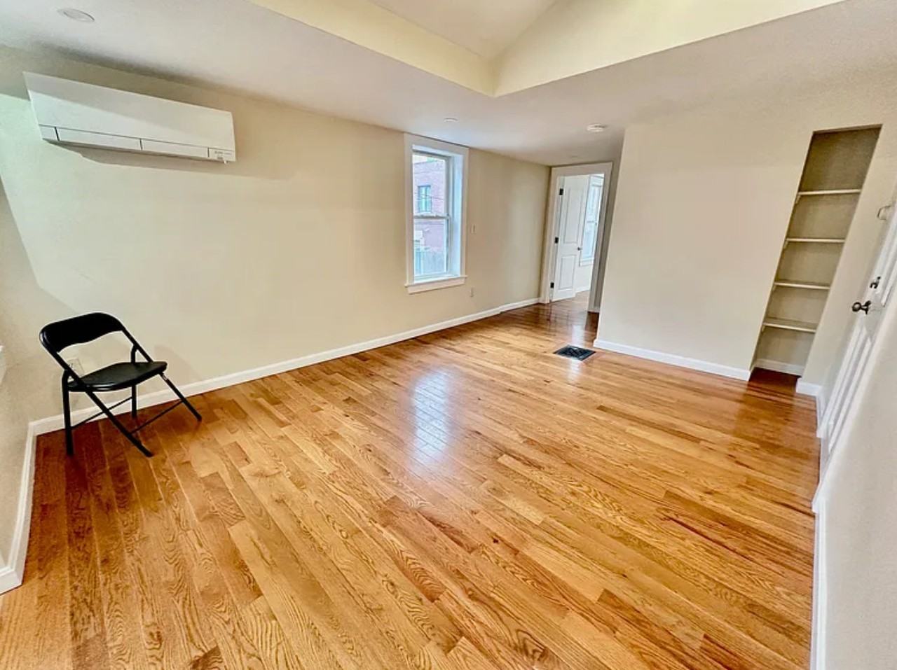 8 Allen St - Photo 2 of 7