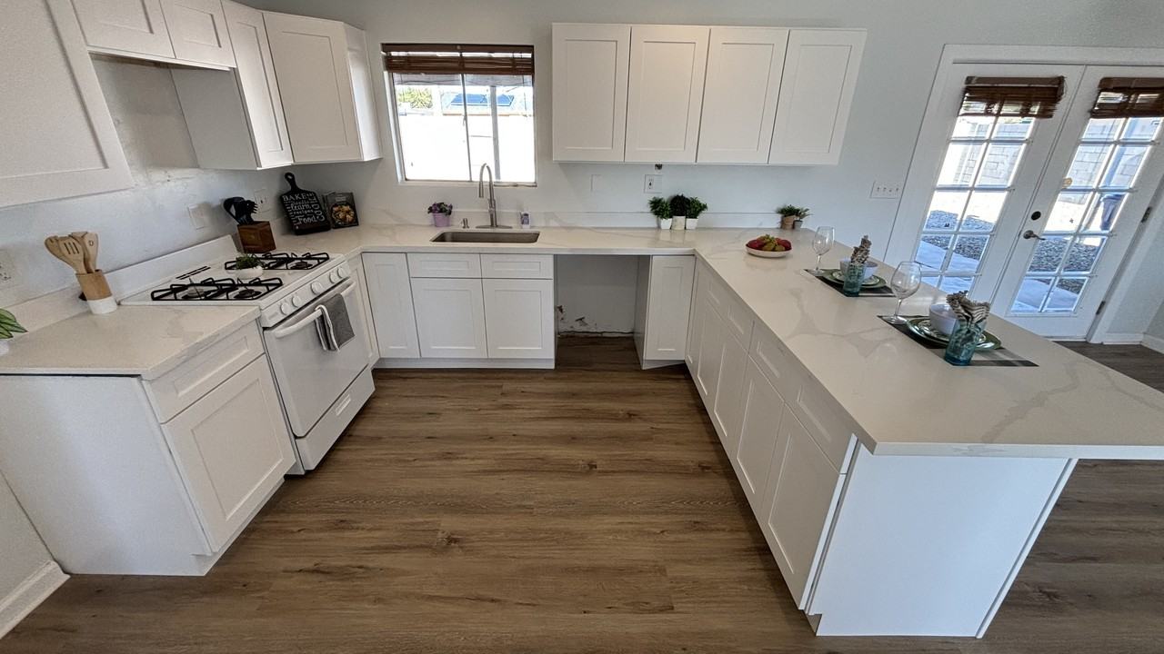 1000 W Elna Rae St - Photo 7 of 22