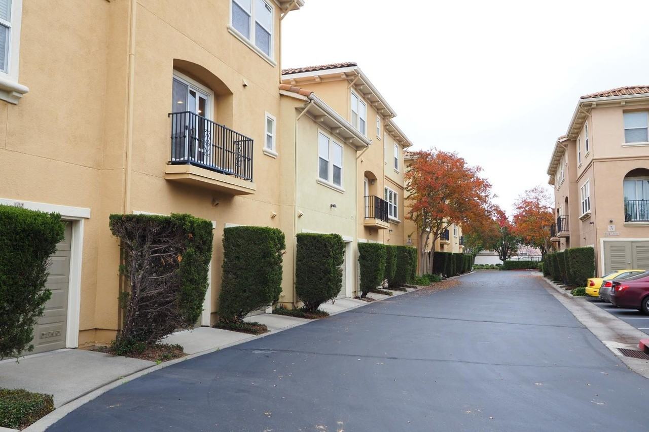 4800 Westlake Pkwy - Photo 4 of 33