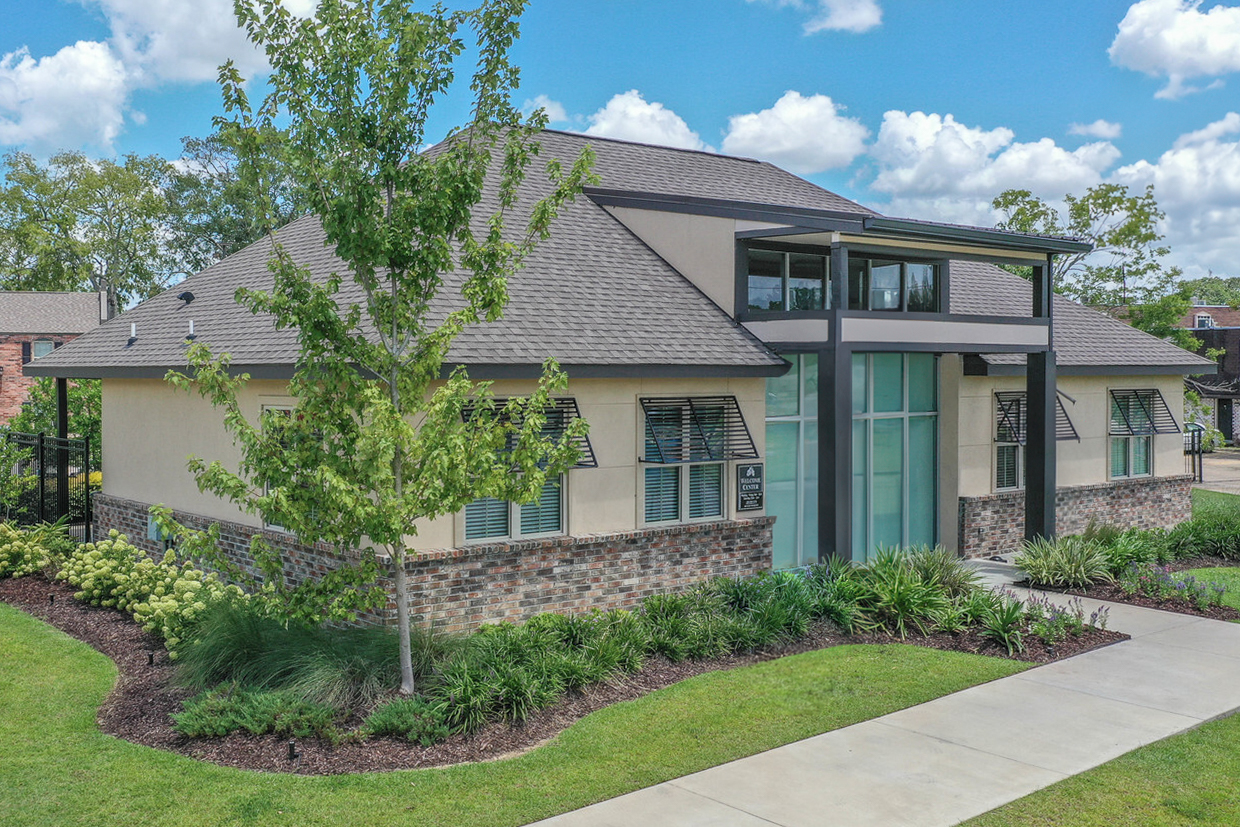 Ardendale Oaks Apartments - Photo 2 of 46