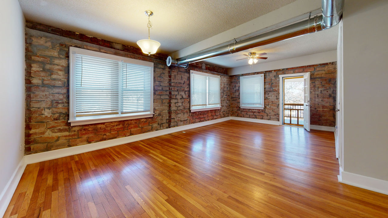 6020 Rockhill Rd | Updated Brookside Apartment - Photo 4 of 27