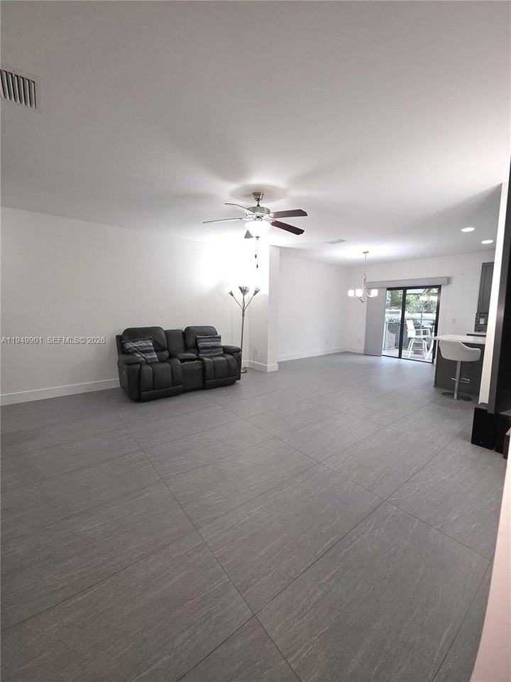 4538 S Aqua Bella Ln #4538 - Photo 5 of 41