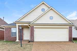 featured image of 7045 Kings Crown Dr