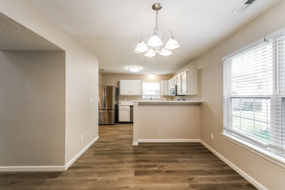 10343 Kensil St - Photo 7 of 17