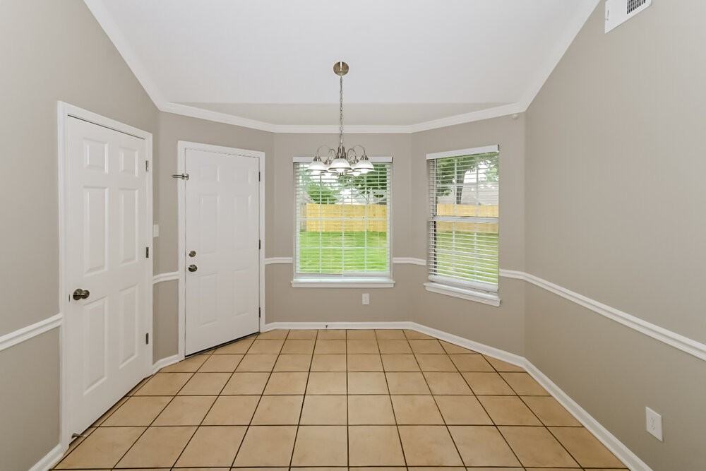 6700 Black Oak Dr - Photo 6 of 16