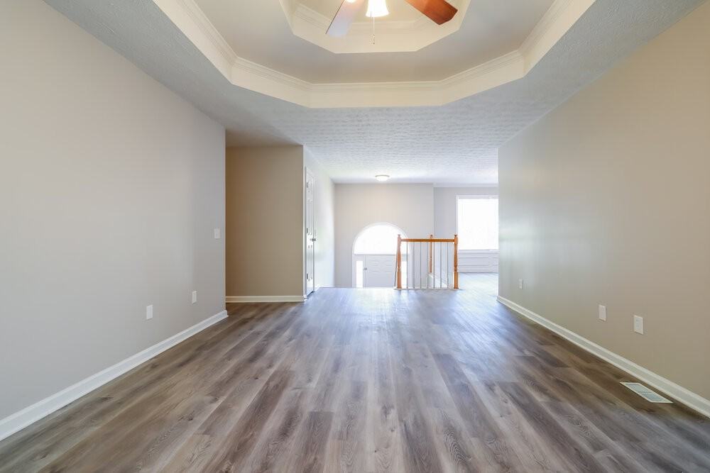 830 Gateshead Ln - Photo 5 of 17