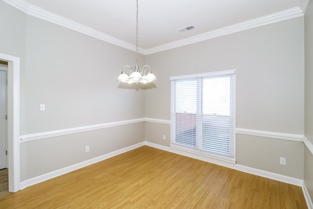 8901 Raspberry Ln - Photo 7 of 17