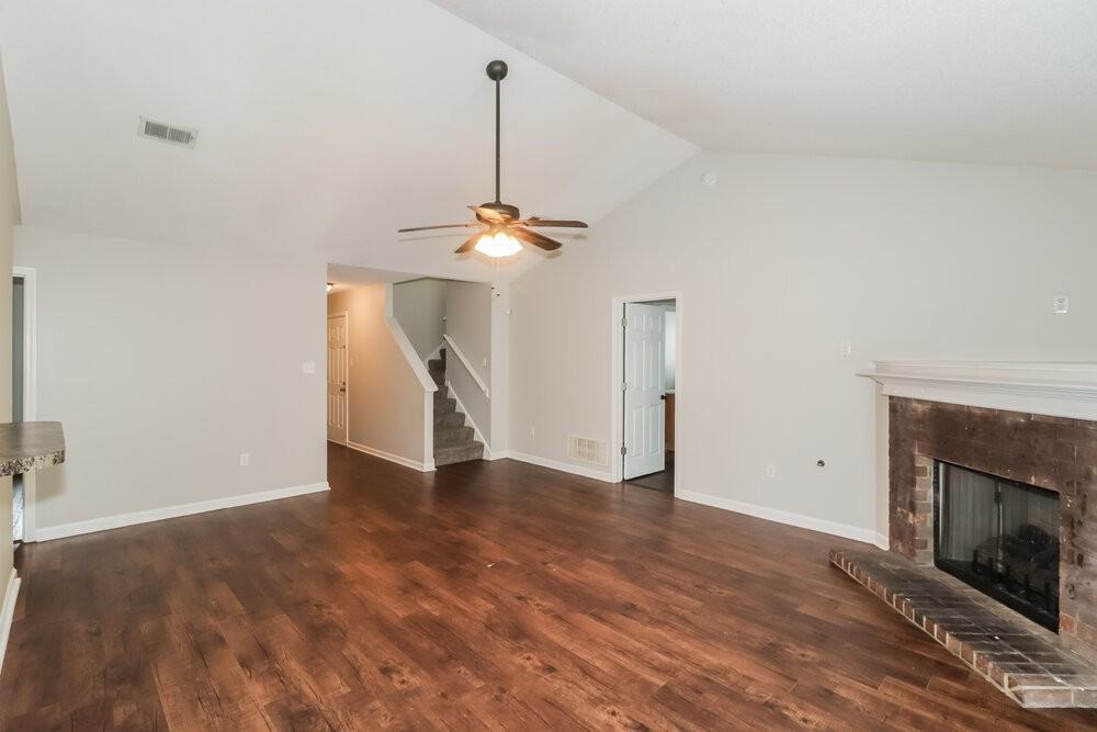 8161 Loden Cv - Photo 6 of 17