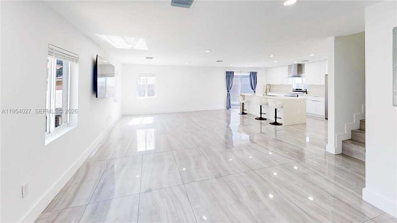 1886 Nw 68th St - Photo 6 of 50