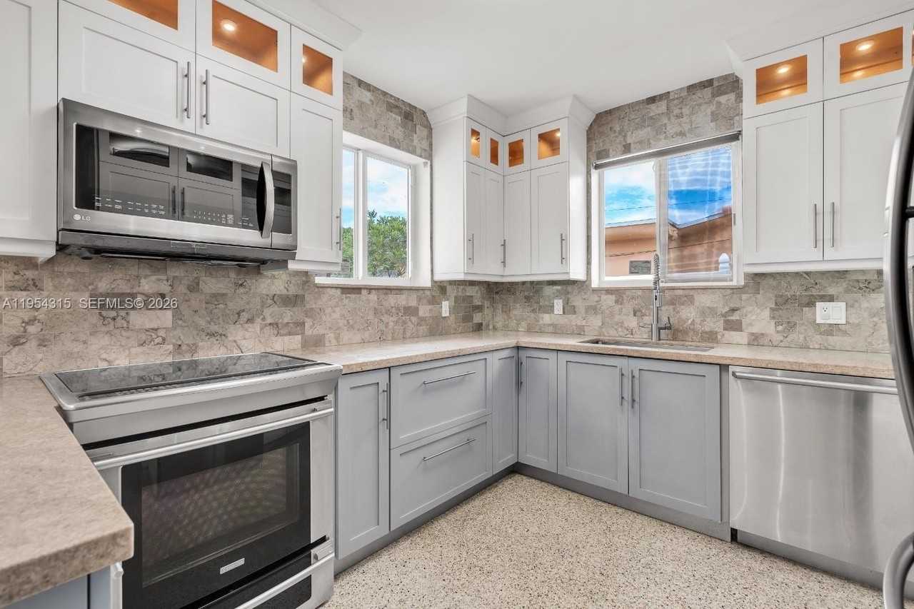 1040 N Royal Poinciana Blvd #NA - Photo 4 of 29