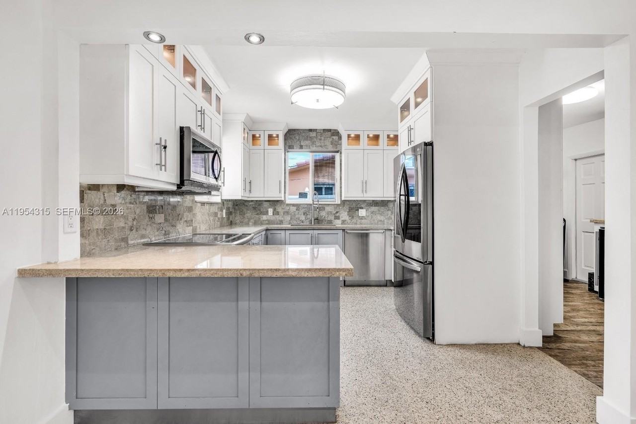 1040 N Royal Poinciana Blvd #NA - Photo 6 of 29