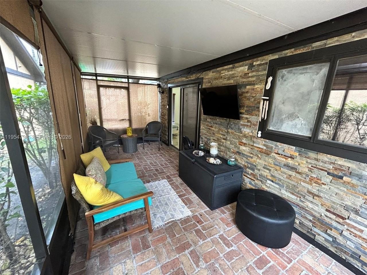 9225 Nw 49th Pl #9225 - Photo 3 of 50