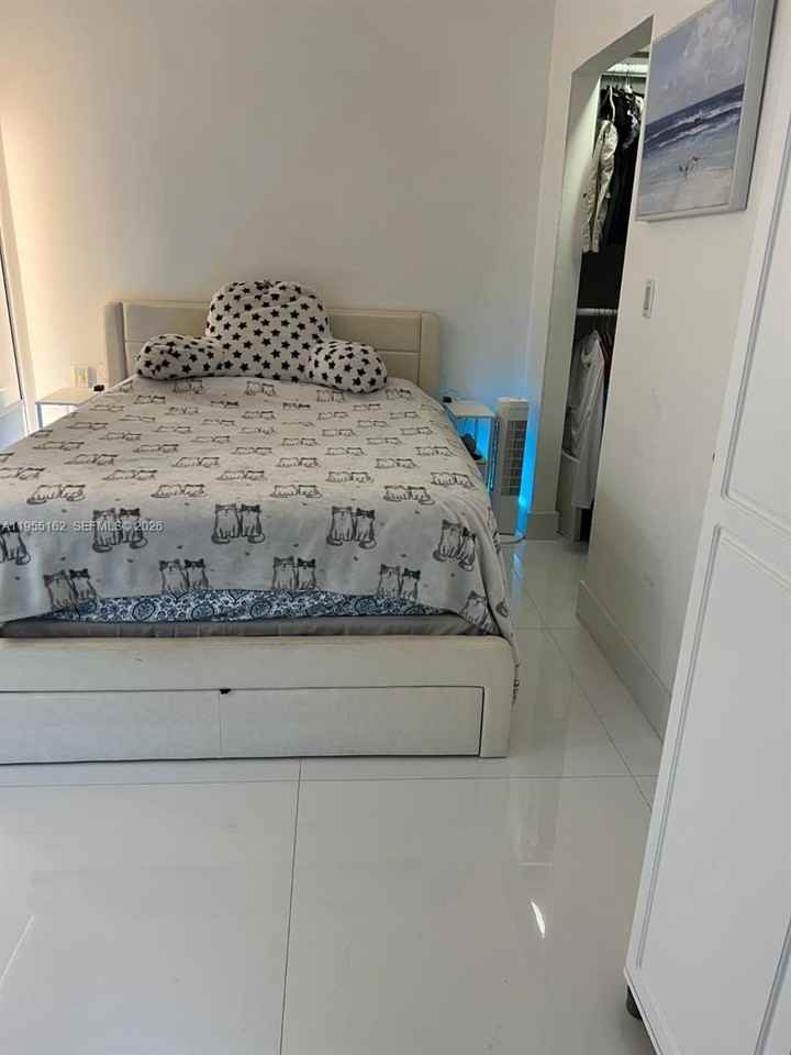 246 Poinciana Dr #504 - Photo 5 of 13