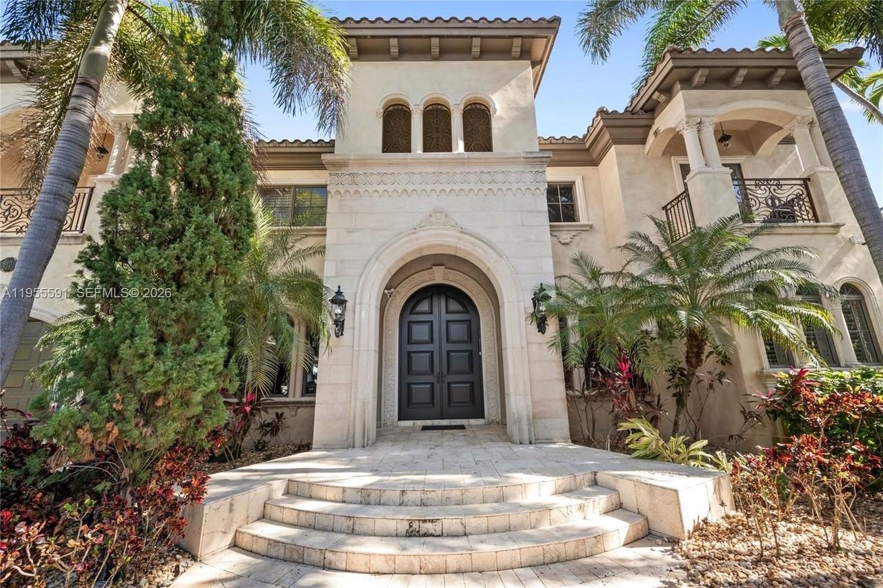 510 San Marco Dr - Photo 3 of 50