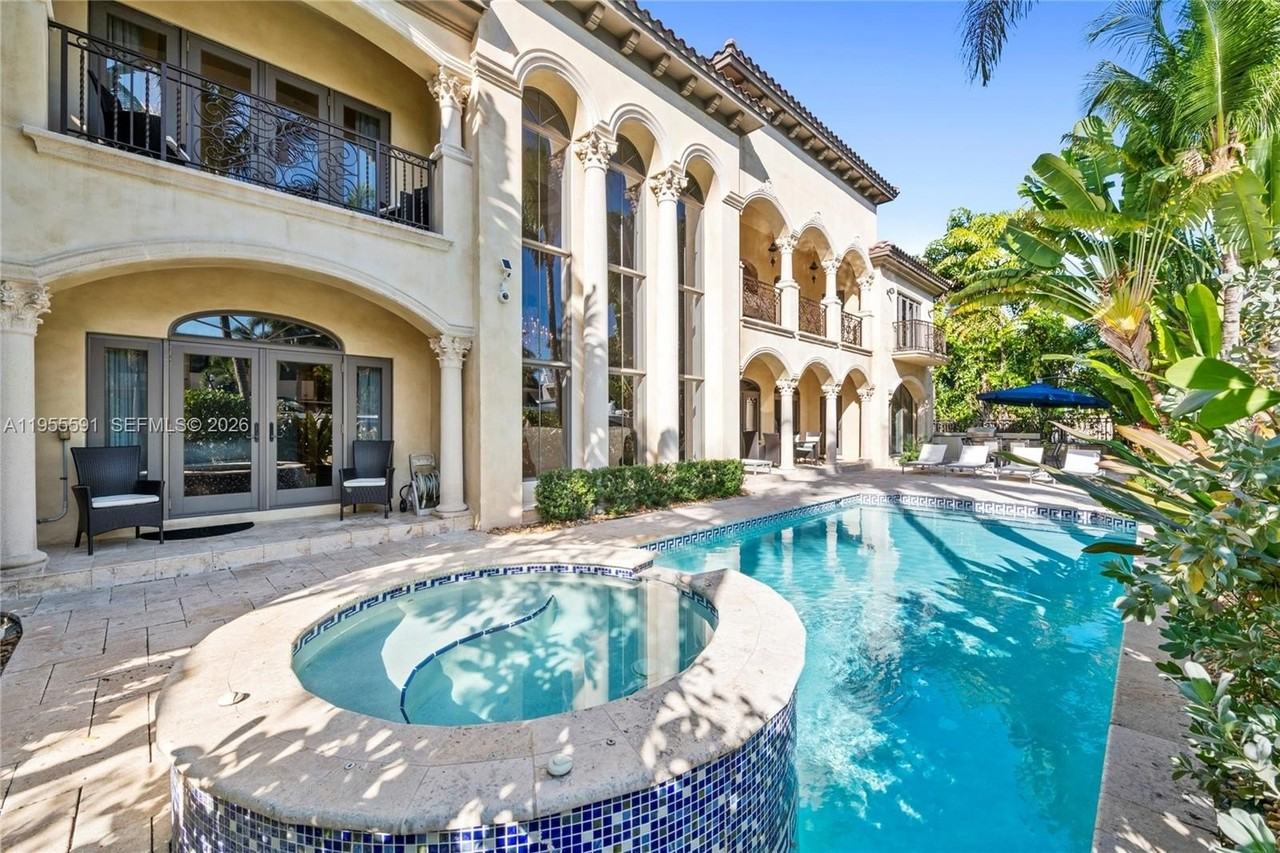 510 San Marco Dr - Photo 4 of 50