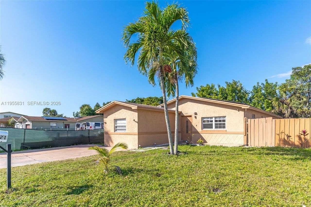 2921 Nw 6th Ct #0 - Photo 3 of 31