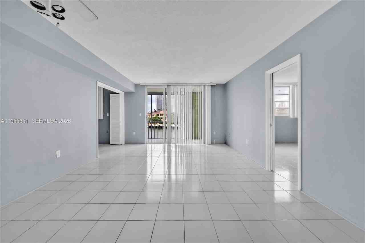3030 Marcos Dr - Photo 2 of 45
