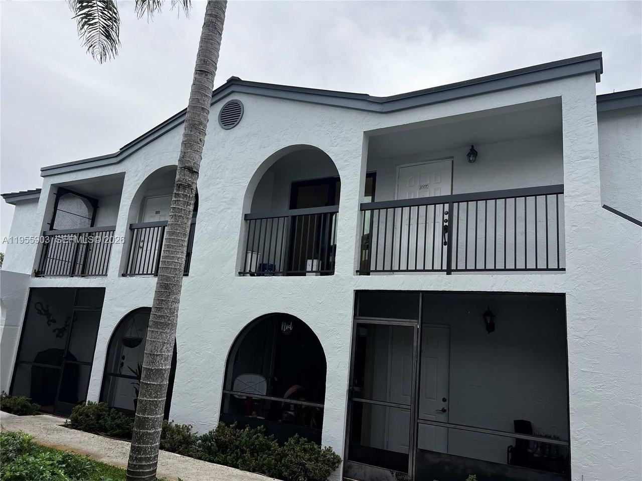 18246 Mediterranean Blvd #7-10 - Photo 4 of 28