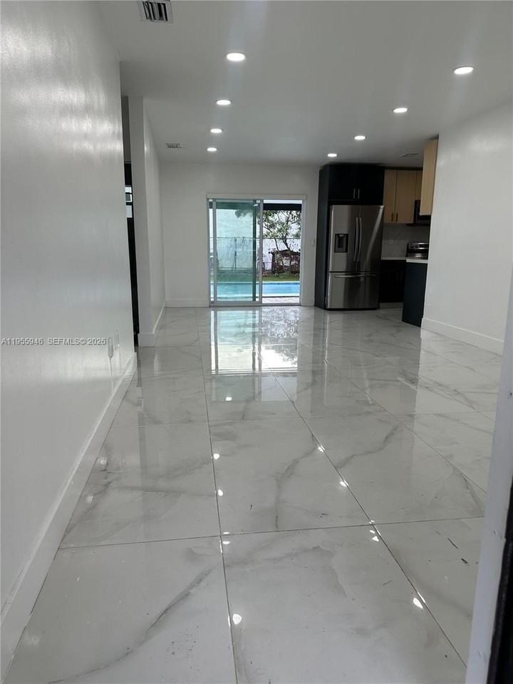 6448 Fletcher St - Photo 3 of 13